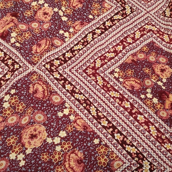 Living Doll Pink Floral Crochet Cold Shoulder Blouse Top Size 2X Bust 42 Inches - Picture 7 of 7